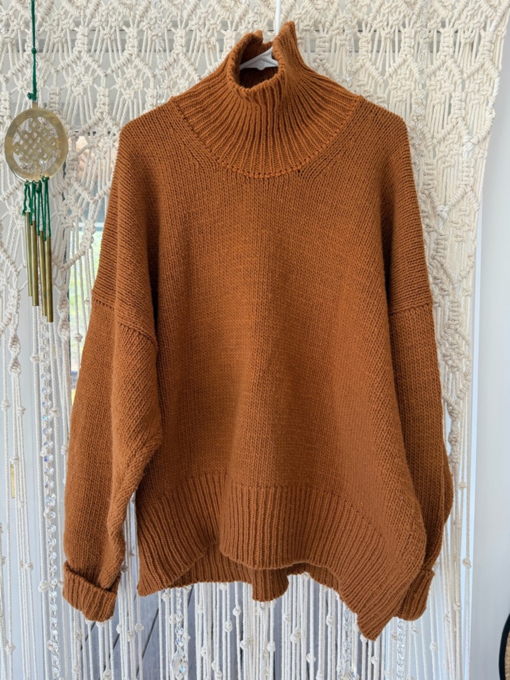 Babaà No.17 Wool Turtleneck Sweater – Nogal Brown – Oversized – One Size - Picture 5 of 8